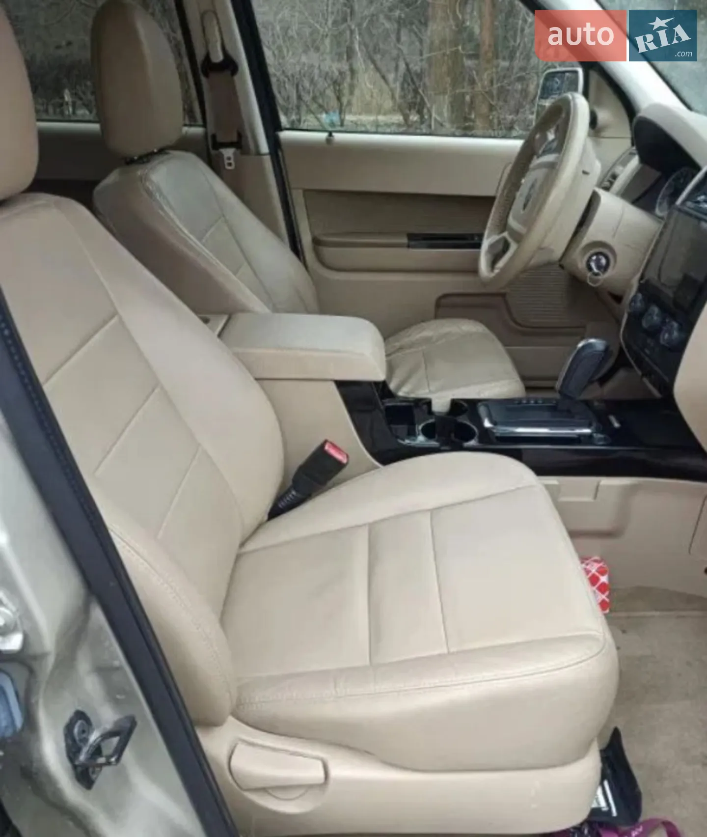 2011 Ford Escape - мініатюра 9