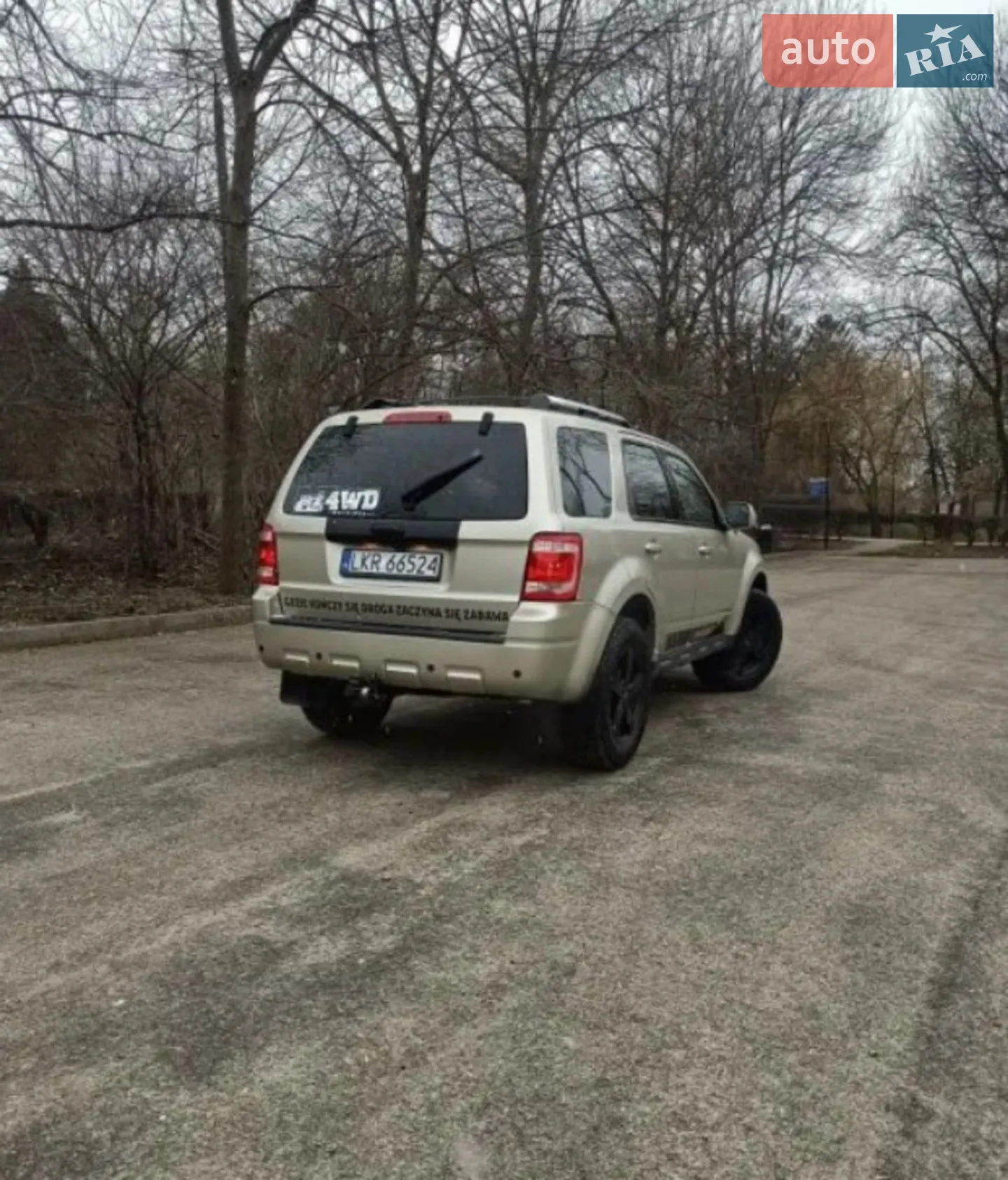 2011 Ford Escape - мініатюра 2