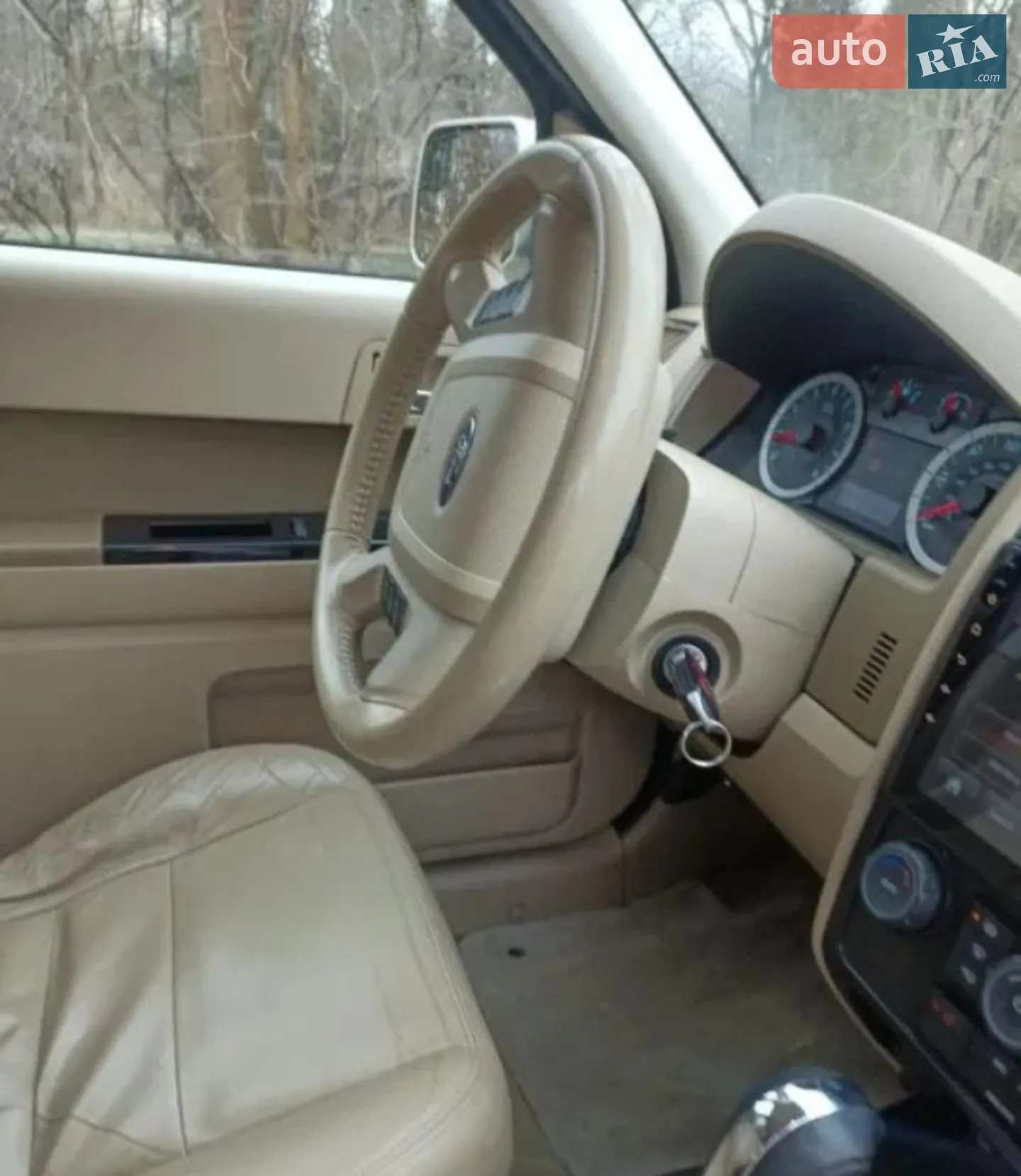 2011 Ford Escape - мініатюра 11