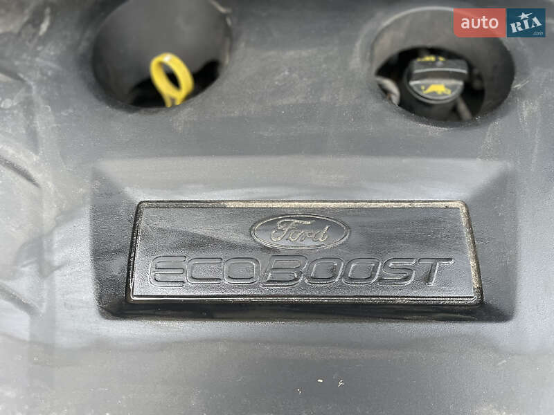 Внедорожник / Кроссовер Ford Escape 2016 в Киеве
