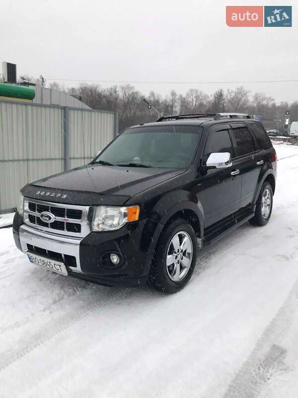 Внедорожник / Кроссовер Ford Escape 2012 в 