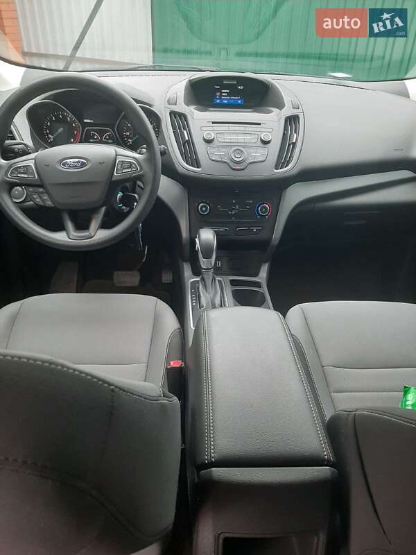 Внедорожник / Кроссовер Ford Escape 2017 в Киеве фото 7 Внедорожник / Кроссовер Ford Escape 2017 в Киеве