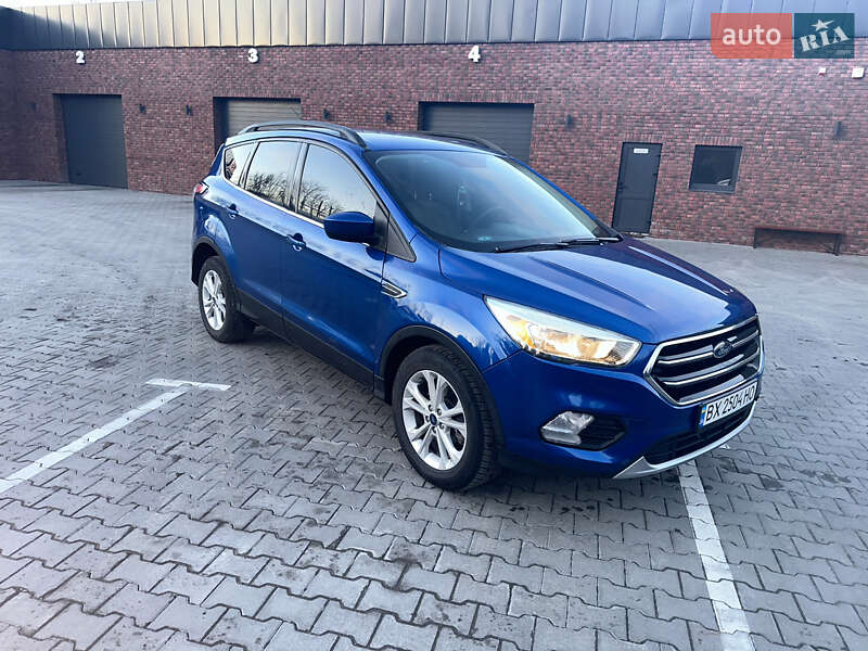 Позашляховик / Кросовер Ford Escape 2018 в Хмельницькому