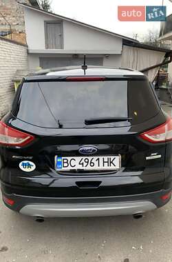 Позашляховик / Кросовер Ford Escape 2014 в 