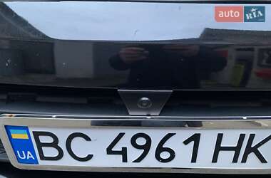 Позашляховик / Кросовер Ford Escape 2014 в 