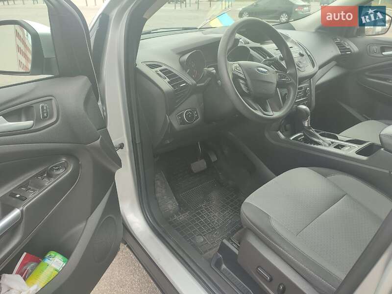 Внедорожник / Кроссовер Ford Escape 2016 в Харькове фото 9 Внедорожник / Кроссовер Ford Escape 2016 в Харькове