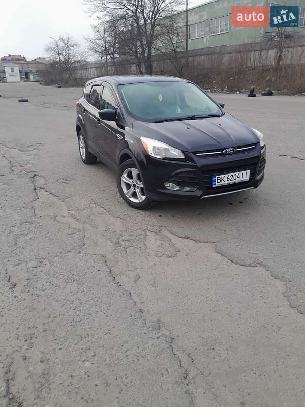 Внедорожник / Кроссовер Ford Escape 2014 в Ровно