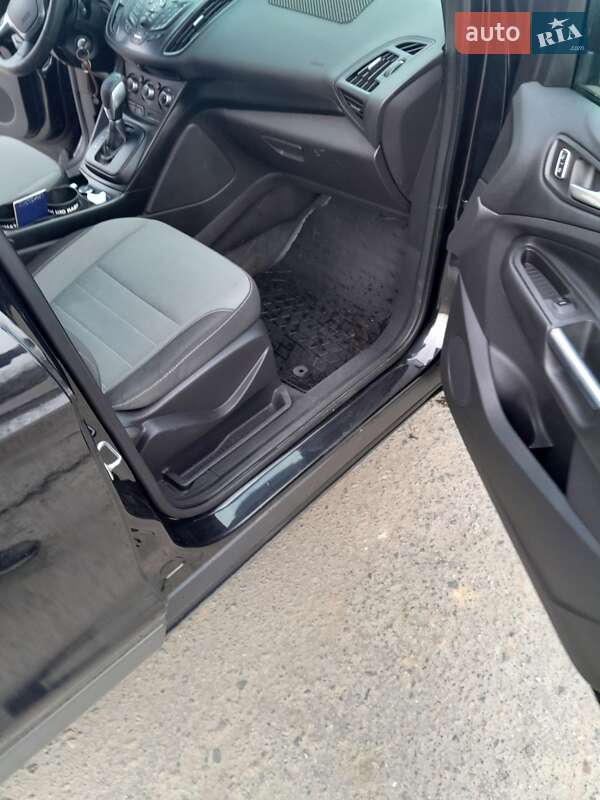 Внедорожник / Кроссовер Ford Escape 2014 в Ровно