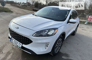 Позашляховик / Кросовер Ford Escape 2020 в Буську