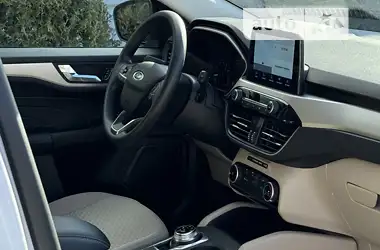 Ford Escape 2021