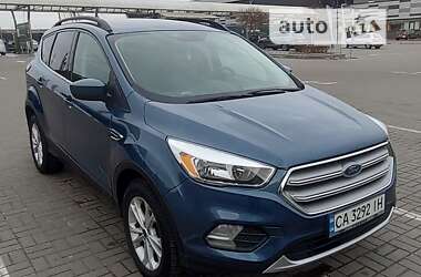 Позашляховик / Кросовер Ford Escape 2018 в Черкасах