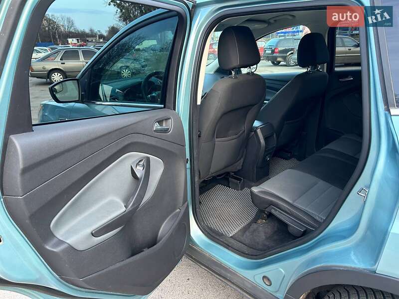 Внедорожник / Кроссовер Ford Escape 2012 в Полтаве