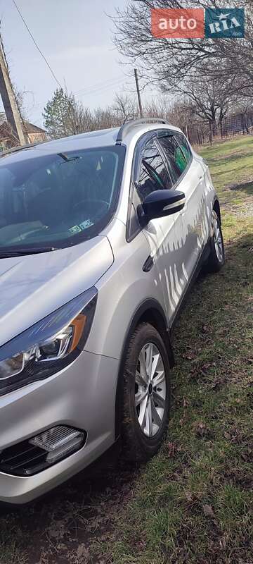 Внедорожник / Кроссовер Ford Escape 2016 в Харькове
