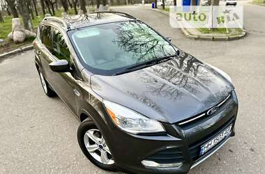 Внедорожник / Кроссовер Ford Escape 2015 в 
