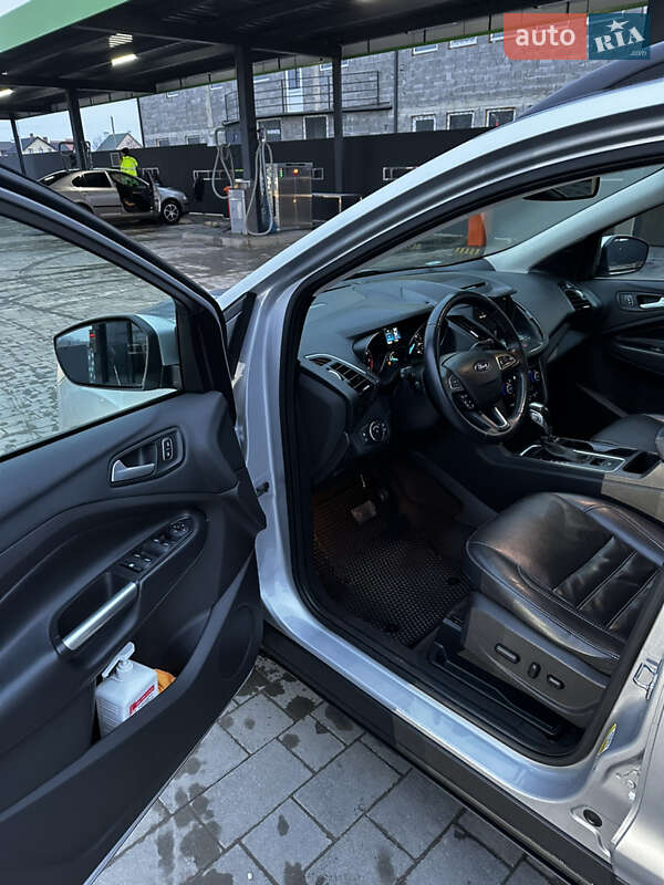 Позашляховик / Кросовер Ford Escape 2018 в Кам'янець-Подільському