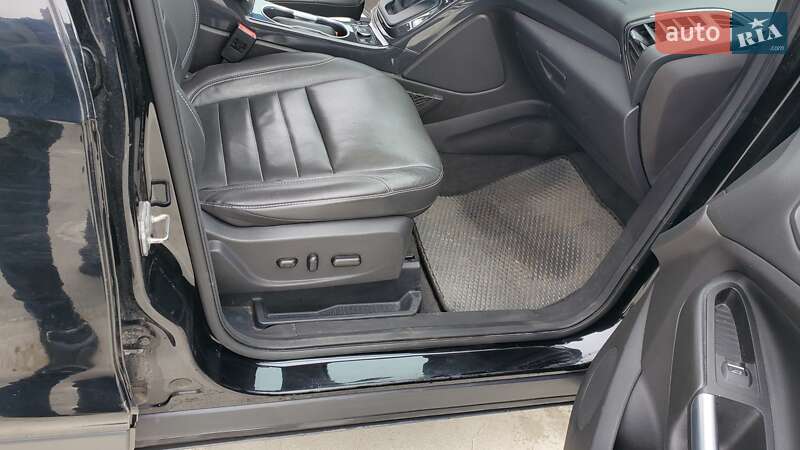 Внедорожник / Кроссовер Ford Escape 2015 в Киеве