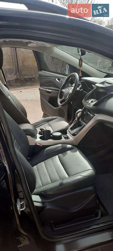 Внедорожник / Кроссовер Ford Escape 2012 в Чернигове