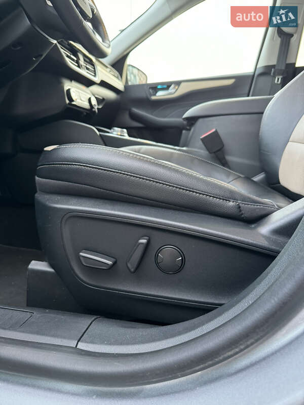 Внедорожник / Кроссовер Ford Escape 2021 в Киеве фото 36 Внедорожник / Кроссовер Ford Escape 2021 в Киеве