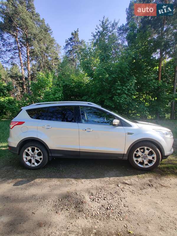 Внедорожник / Кроссовер Ford Escape 2015 в Киеве