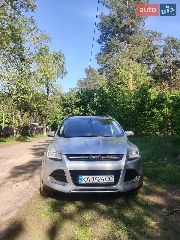 Внедорожник / Кроссовер Ford Escape 2015 в Киеве