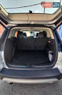 Внедорожник / Кроссовер Ford Escape 2015 в 