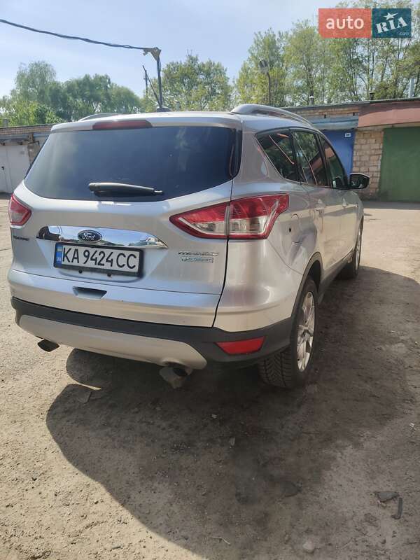 Внедорожник / Кроссовер Ford Escape 2015 в Киеве