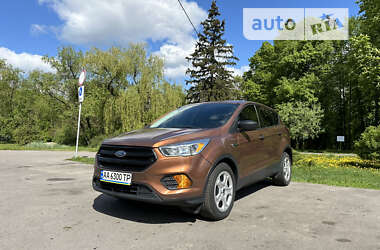 Внедорожник / Кроссовер Ford Escape 2016 в Киеве