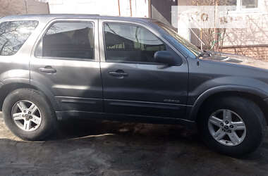 Внедорожник / Кроссовер Ford Escape 2005 в Днепре