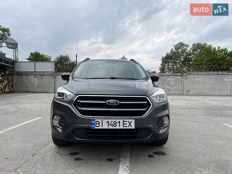 Внедорожник / Кроссовер Ford Escape 2019 в Кременчуге