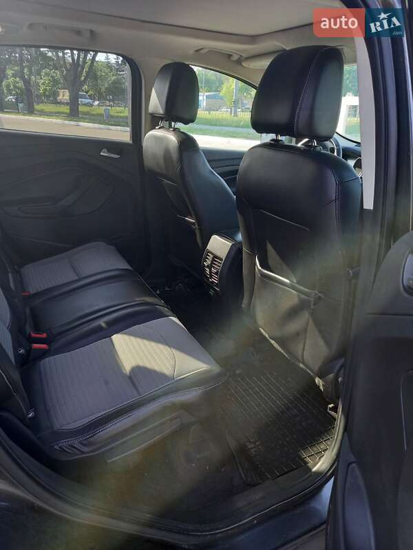 Внедорожник / Кроссовер Ford Escape 2017 в Харькове