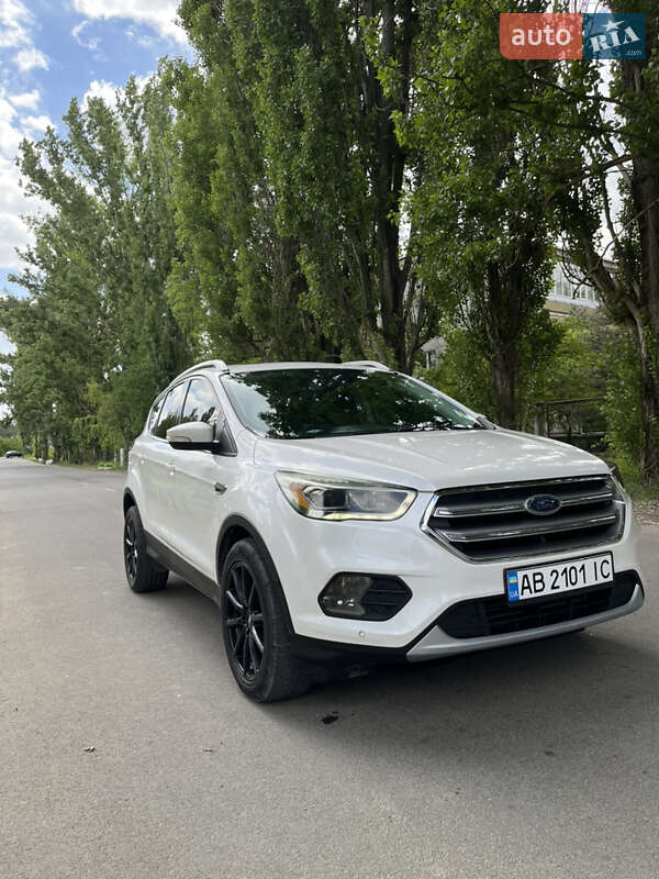 Внедорожник / Кроссовер Ford Escape 2017 в Ладыжине фото 2 Внедорожник / Кроссовер Ford Escape 2017 в Ладыжине