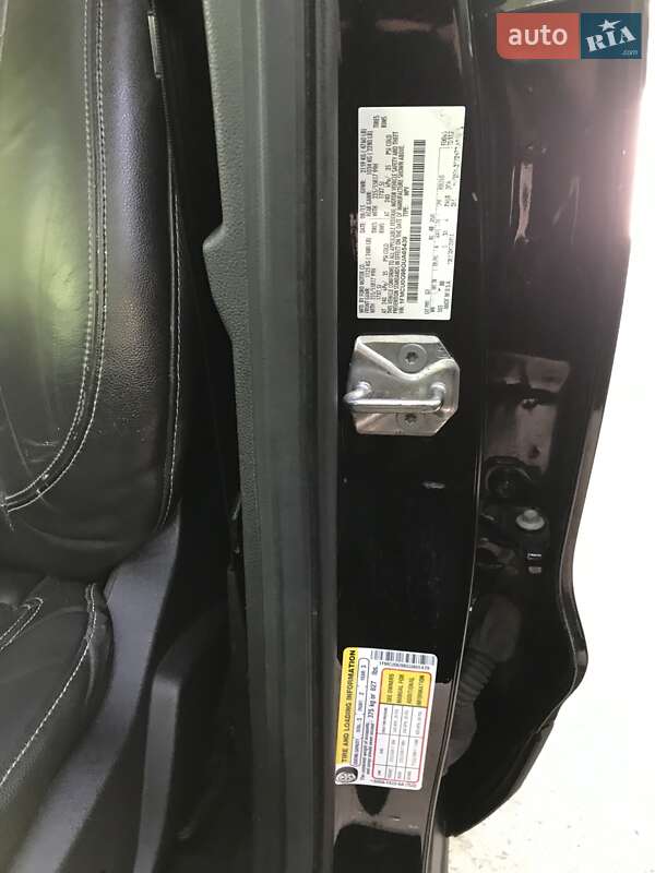 Внедорожник / Кроссовер Ford Escape 2015 в Киеве