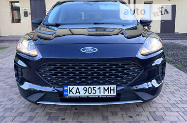 Внедорожник / Кроссовер Ford Escape 2021 в Киеве