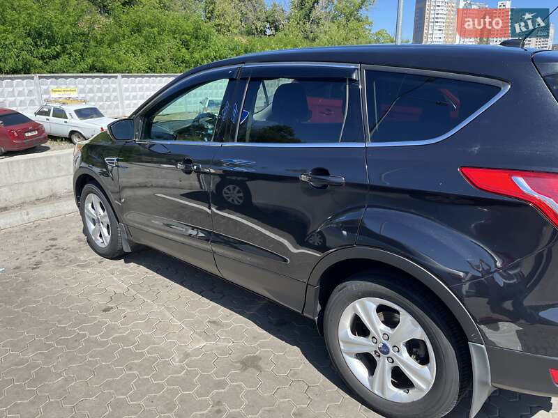 Внедорожник / Кроссовер Ford Escape 2014 в Киеве