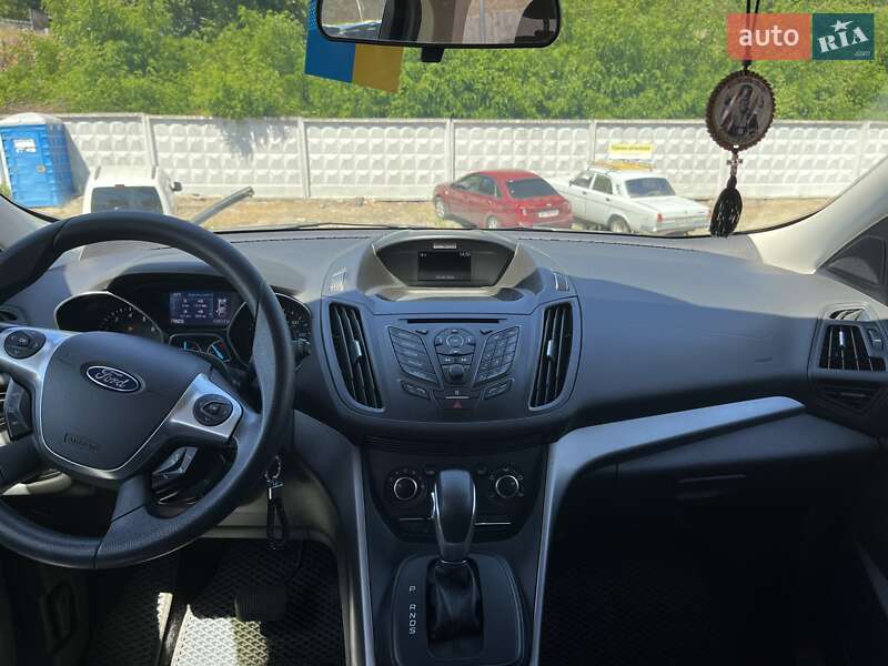 Внедорожник / Кроссовер Ford Escape 2014 в Киеве