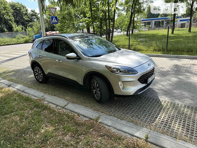 Позашляховик / Кросовер Ford Escape 2020 в Львові