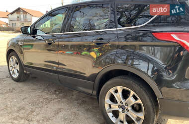 Позашляховик / Кросовер Ford Escape 2012 в 