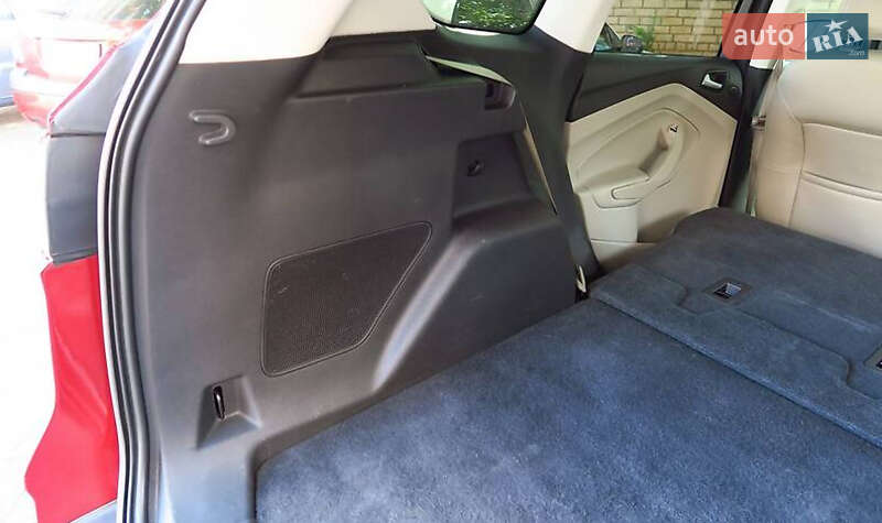 Внедорожник / Кроссовер Ford Escape 2014 в Ивано-Франковске