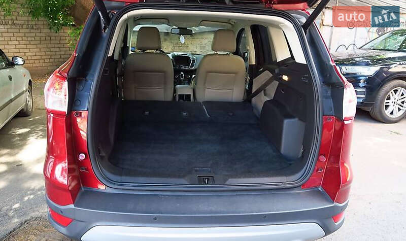 Внедорожник / Кроссовер Ford Escape 2014 в Ивано-Франковске