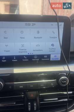 Позашляховик / Кросовер Ford Escape 2020 в Золочеві