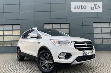 Внедорожник / Кроссовер Ford Escape 2018 в Львове