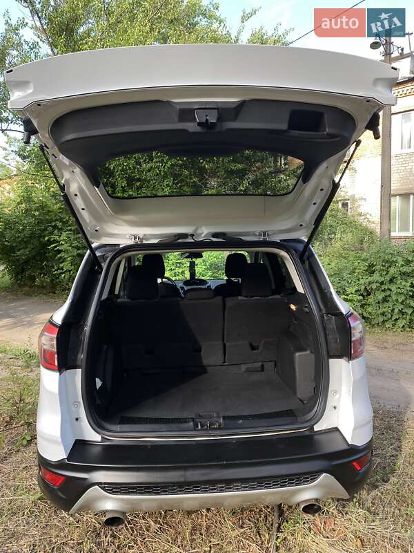 Внедорожник / Кроссовер Ford Escape 2017 в Харькове фото 5 Внедорожник / Кроссовер Ford Escape 2017 в Харькове