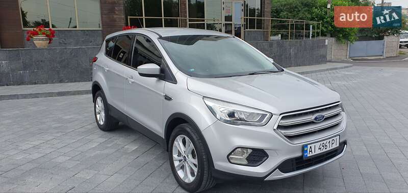 Внедорожник / Кроссовер Ford Escape 2018 в Белой Церкви