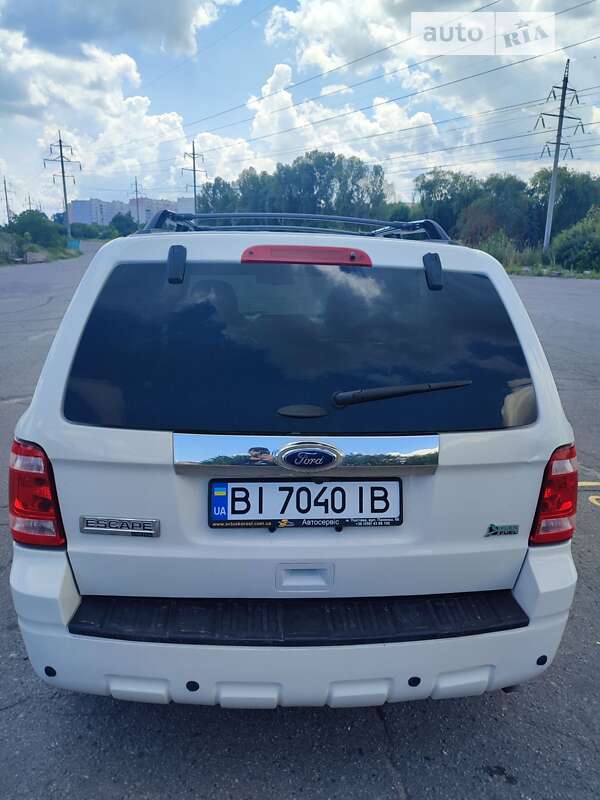 Позашляховик / Кросовер Ford Escape 2012 в Полтаві