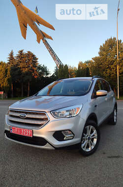 Позашляховик / Кросовер Ford Escape 2018 в Дубні