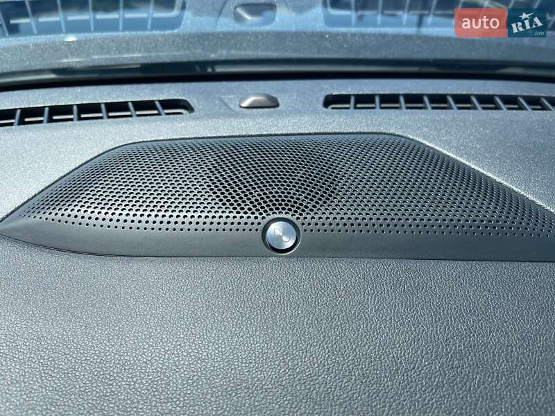 Внедорожник / Кроссовер Ford Escape 2020 в Киеве