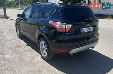 Позашляховик / Кросовер Ford Escape 2016 в Полтаві