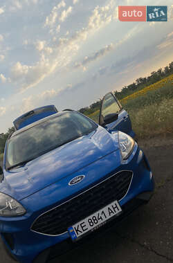 Внедорожник / Кроссовер Ford Escape 2021 в 