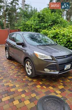 Внедорожник / Кроссовер Ford Escape 2016 в 
