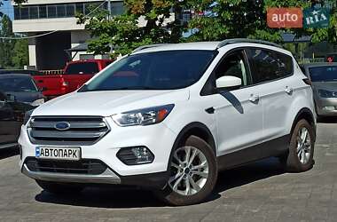Внедорожник / Кроссовер Ford Escape 2017 в Днепре
